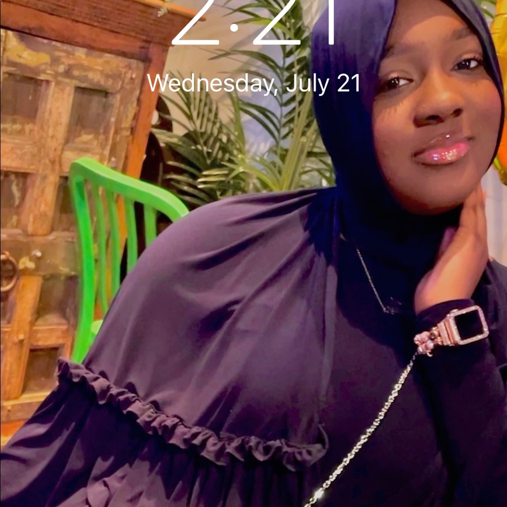 Meet your Posher, Yasmeen